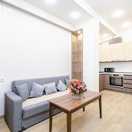 15. Double Room Apartaments With Fresh Style Jerevan Exteriör bild