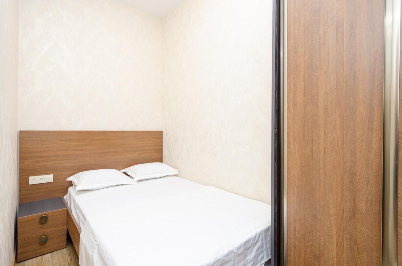 15. Double Room Apartaments With Fresh Style Jerevan Exteriör bild