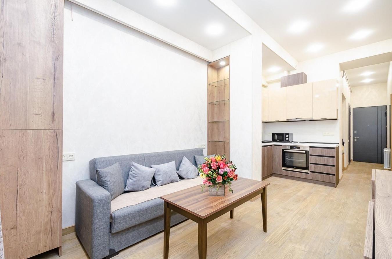 15. Double Room Apartaments With Fresh Style Jerevan Exteriör bild